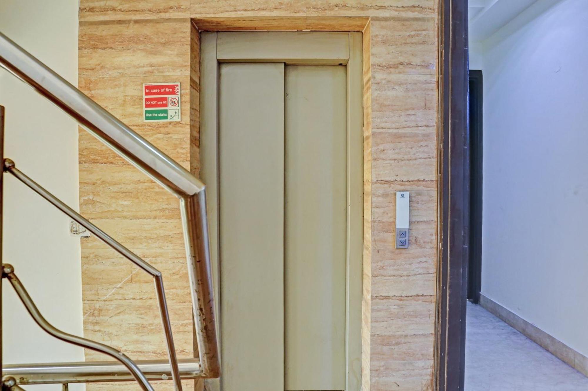 Hotel O Golden Key Inn Punjabi Bagh New Delhi Ngoại thất bức ảnh
