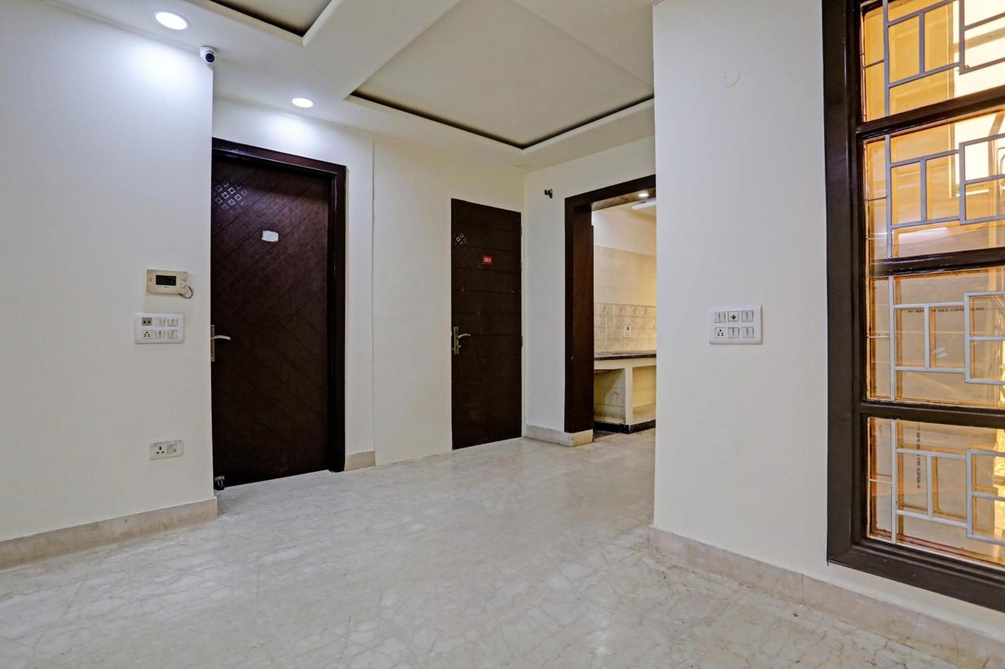 Hotel O Golden Key Inn Punjabi Bagh New Delhi Ngoại thất bức ảnh